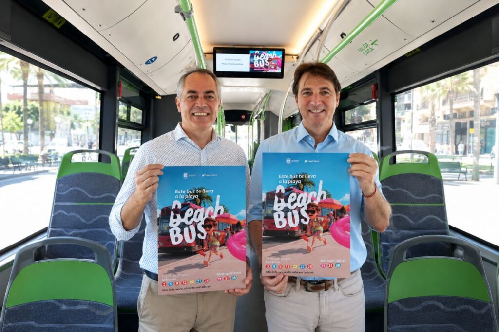 De Juan y Martí, en la presentación de la línea.